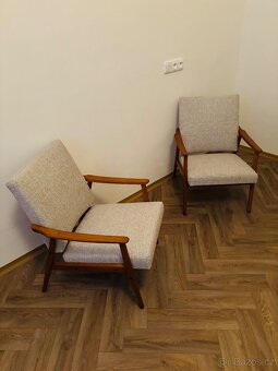 2 Křesla Brusel 60. Léta Po Renovaci - 4