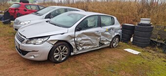 PEUGEOT 308 - 4