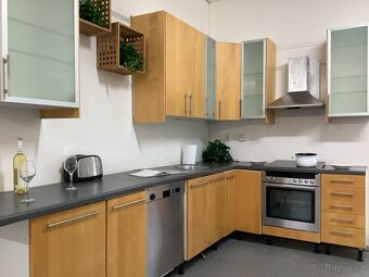 Nadčasová kuchyně GRÉTA - 4