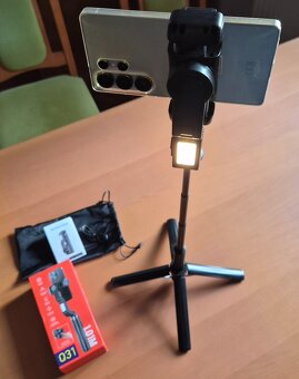 Selfie tyč s bluetooth ovl.,gyroskopem a osvětlením - 4