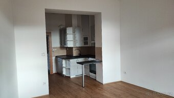 pronájem garsonky 27m2+7m2 ost  celkem 34m2 - 4
