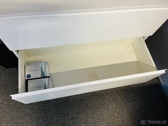 Umyvadlo se skříňkou a zrcadlem 110x50 - 4