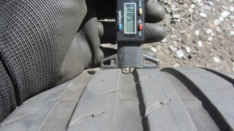 Letní pneu 225/40/18 Continental - 4