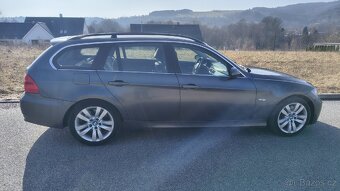 BMW 330d Touring, 2006, manuál, 420 000 km
- 4