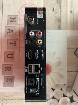 DVBT 2 Settop box z HBBRid TV (červene tlačitko) - 4