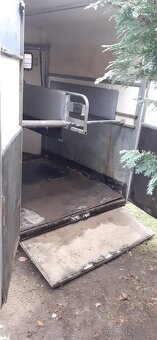 Přepravník 2 koní s laminátovou střechou, i na STÁNEK - 4
