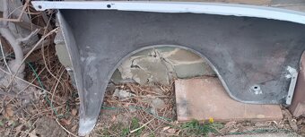 Škoda 100 přední blatníky - 4