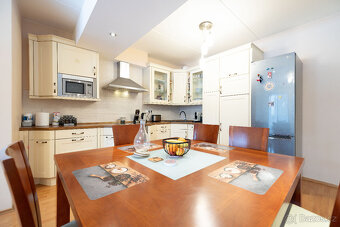 Byt 4+kk, 144 m2, mezonet - 4