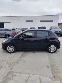 PEUGEOT 208 1.0 - 4
