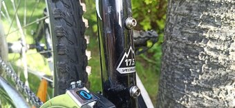 Horské kolo Specialized - 4