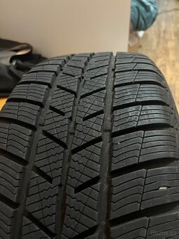 Zimní kola Audi A6 R17 5x112 - 4