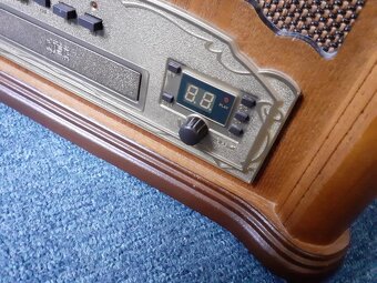 gramofon Hyundai 2005 - 4