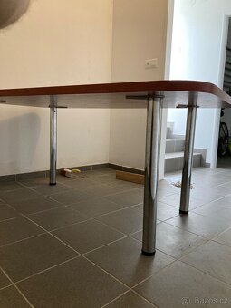 Jidelni stul - 4