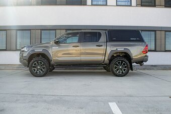 Toyota Hilux DC 2.8 I D-4D Invincible 4x4 A/T - 4