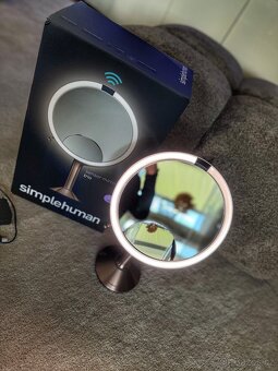 Luxusní, kosmetické zrcadlo s led SIMPLEHUMAN - 4