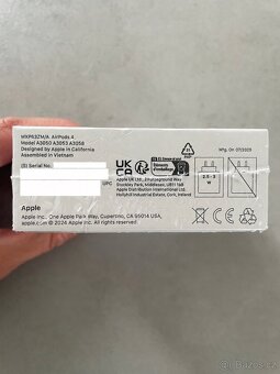 Nová, nerozbalená sluchátka Apple AirPods 4 - 4