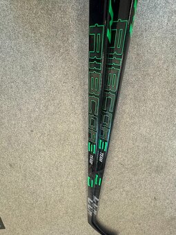 HOKEJKA CCM RIBCOR TRIGGER TEAM, flex 65, zahnutí 29 - 4