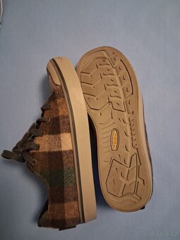 Plátěnky KEEN vel 40 - 4