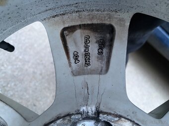 Alu disky Škoda Superb 3 215/60 r16 - 4