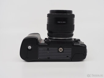 NIKON F801 + NIKKOR AF 35-70mm - 4