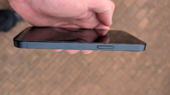 iPhone 13, 128 GB, 6,1" top stav - 4
