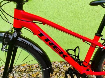 Značkové dětské kolo TREK Wahoo 26"/13" red - 4