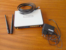 Prodám modem-router TP-LINK rychlost 300 Mbps - 4