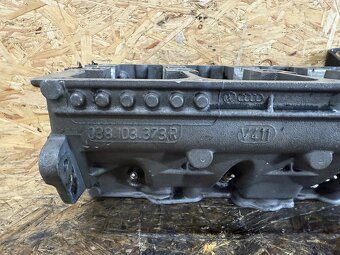 HLAVA MOTORU 1.9 TDI / 2.0 TDI 038103373R - 4