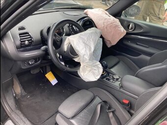 Mini cooper F 54 clubman S 2.0 16V - 4
