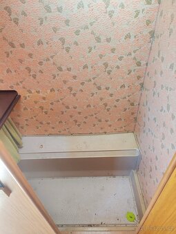 Karavan na pevne stani Tabbert 571 - 4