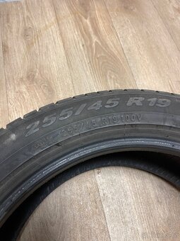 Pirelli 255/45/19 - 4