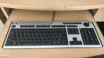 Prodám počítač HAL 3000 + monitor Acer - 4