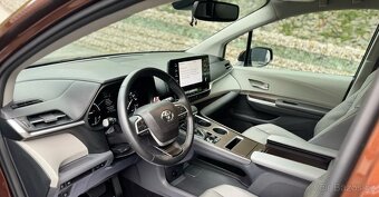 Toyota Sienna XLE 2,5hybrid AWD 2021 nový model - 4