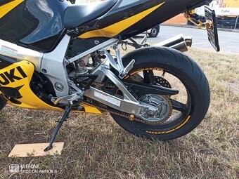 Suzuki GSX-R 750 k3 - 4