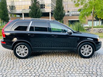 Volvo XC90 2.4 D5 4x4 AUT NEZÁVISLÉ T. SERVISKA TAŽNÉ FULL - 4