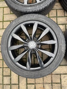 ORIGINÁL Alu Volkswagen Dijon R17, 5x112 - TOP STAV - 4