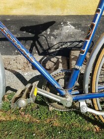 Silniční kolo Favorit - 4