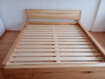 Manželská postel masiv jasan - 4