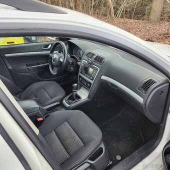 ŠKODA OCTAVIA II FACE COMBI 103KW NAFTA - 4