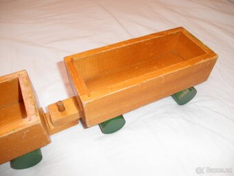 Retro hračky-vláček ze dřeva ... - 4