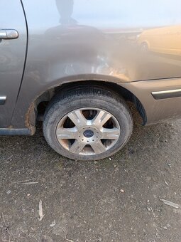 Prodám disky s pneu Ford Galaxy vw Sharan, Seat Alhambra - 4
