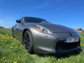 Nissan 370Z - 4