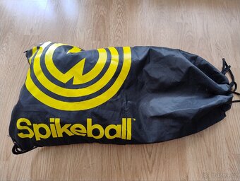 Spikeball hra - 4