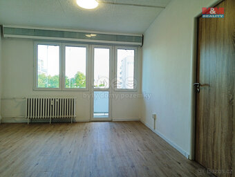 Pronájem bytu 3+1, 56 m², Pardubice, ul. Kosmonautů - 4