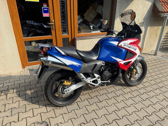 Honda XL 1000 V Varadero Malé KM - 4