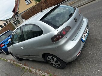 Seat Ibiza 1.2 HTP 51 kW, facelift, r. 2007 - 4
