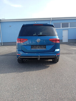 VW Touran RLINE  2.0CR DSG matrix,acc,kamera,tažné atd - 4