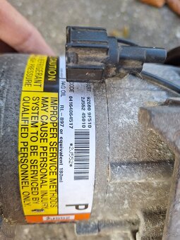 Prodám na Nissan almera N16 - 4