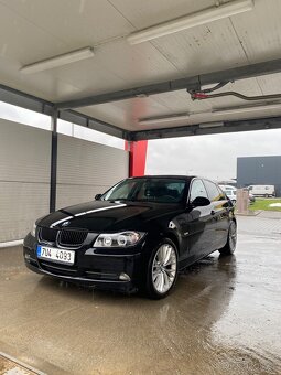 BMW e90 325i - 4