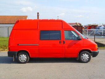 Wolkswagen Transporter 2.5 - 4